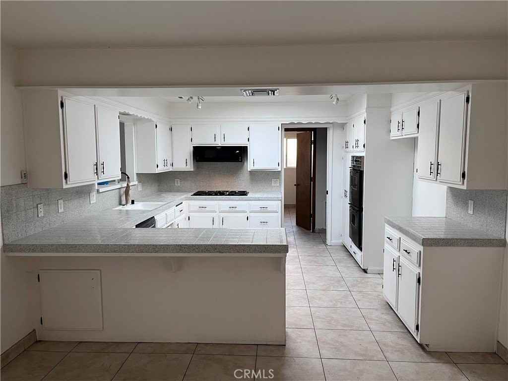 43052 Charlton Ave - Photo 4 of 29