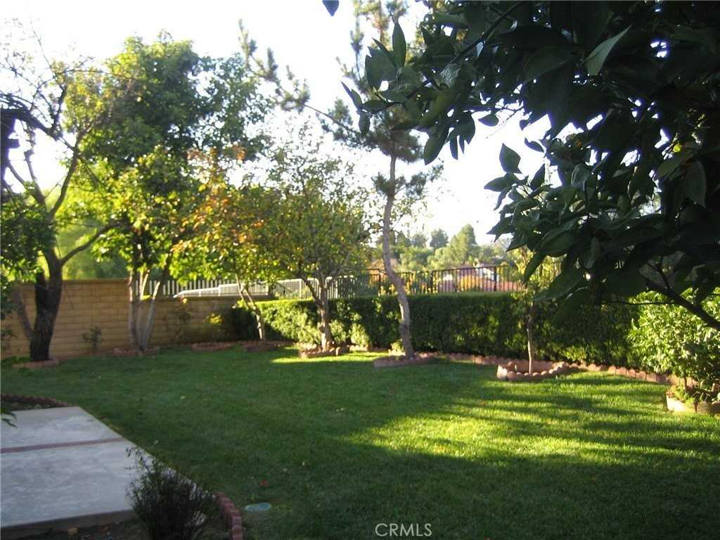 9 Skyline Ln - Photo 7 of 9