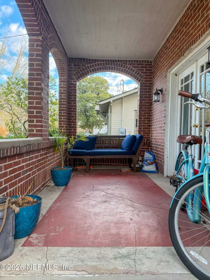 3664 Riverside Ave - Photo 3 of 19