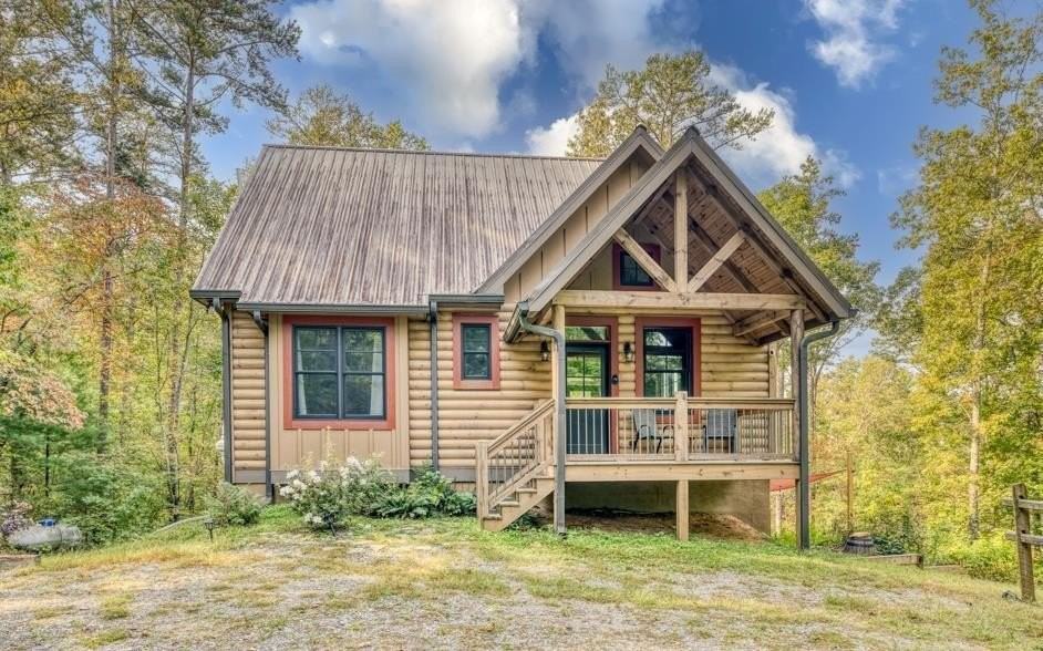 111 Watkins Farm Rd - Photo 2 of 30