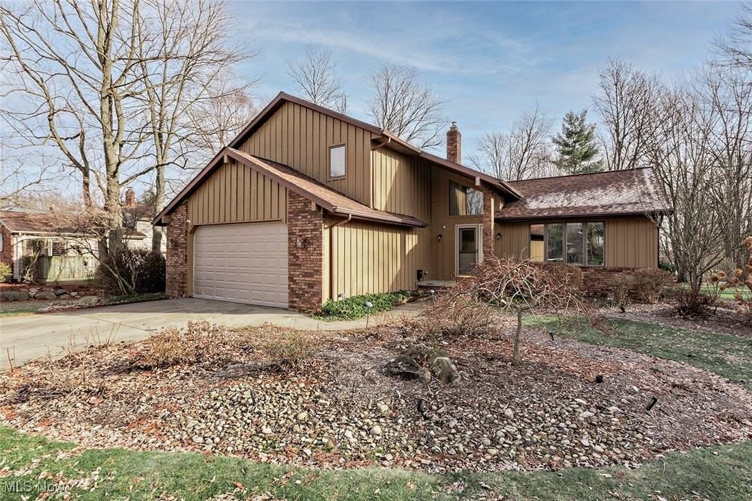 6235 Sunnywood Dr - Photo 3 of 50