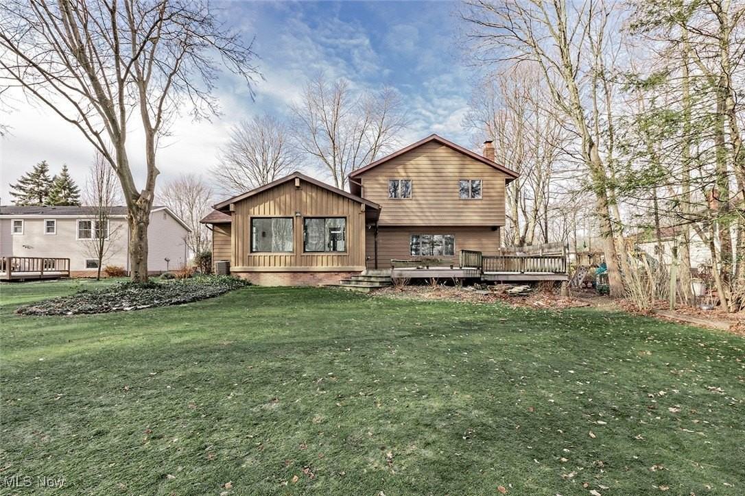 6235 Sunnywood Dr - Photo 4 of 50