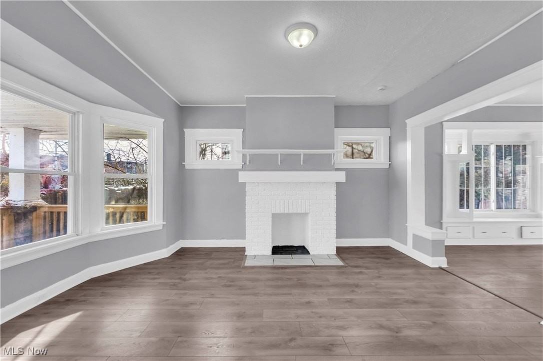 3138 W 101st St - Photo 6 of 30