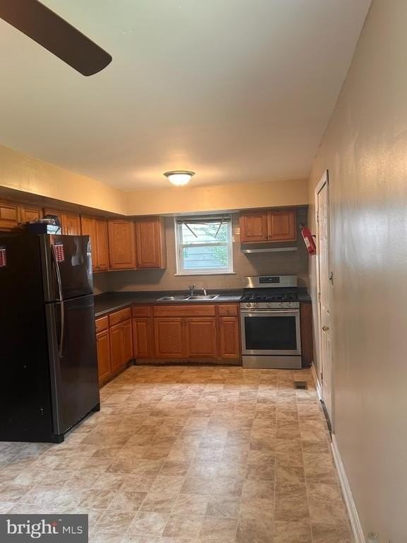 1021 E Williams Cir - Photo 6 of 19