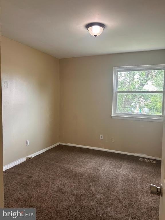 1021 E Williams Cir - Photo 7 of 19