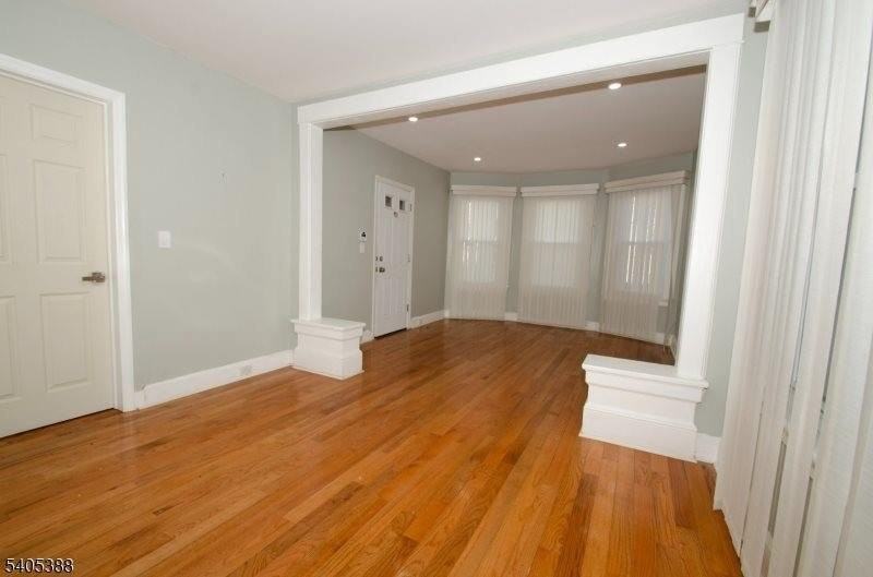 78 Genessee Ave #1 - Photo 5 of 14