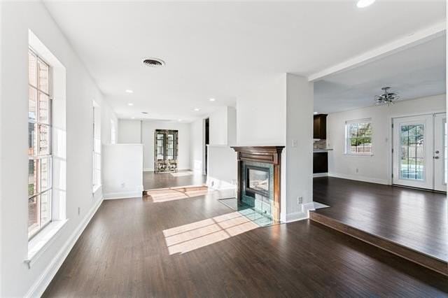 7 Pearl Ct - Photo 3 of 16