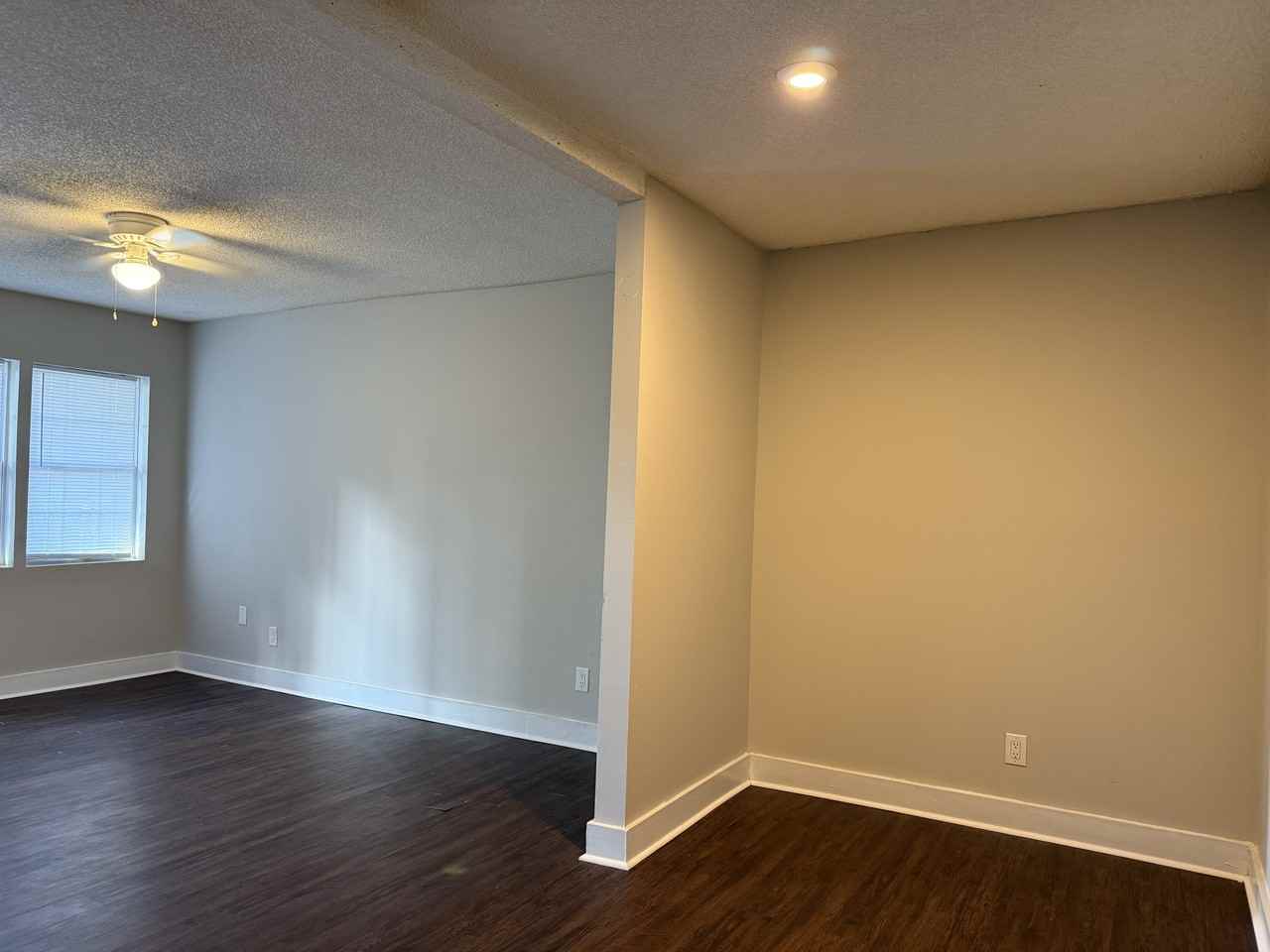 207 W Washington Ave - Photo 4 of 12