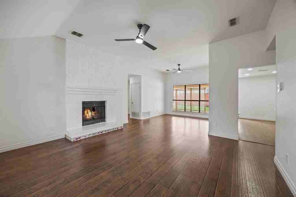 7214 Aberdeen Dr - Photo 4 of 21