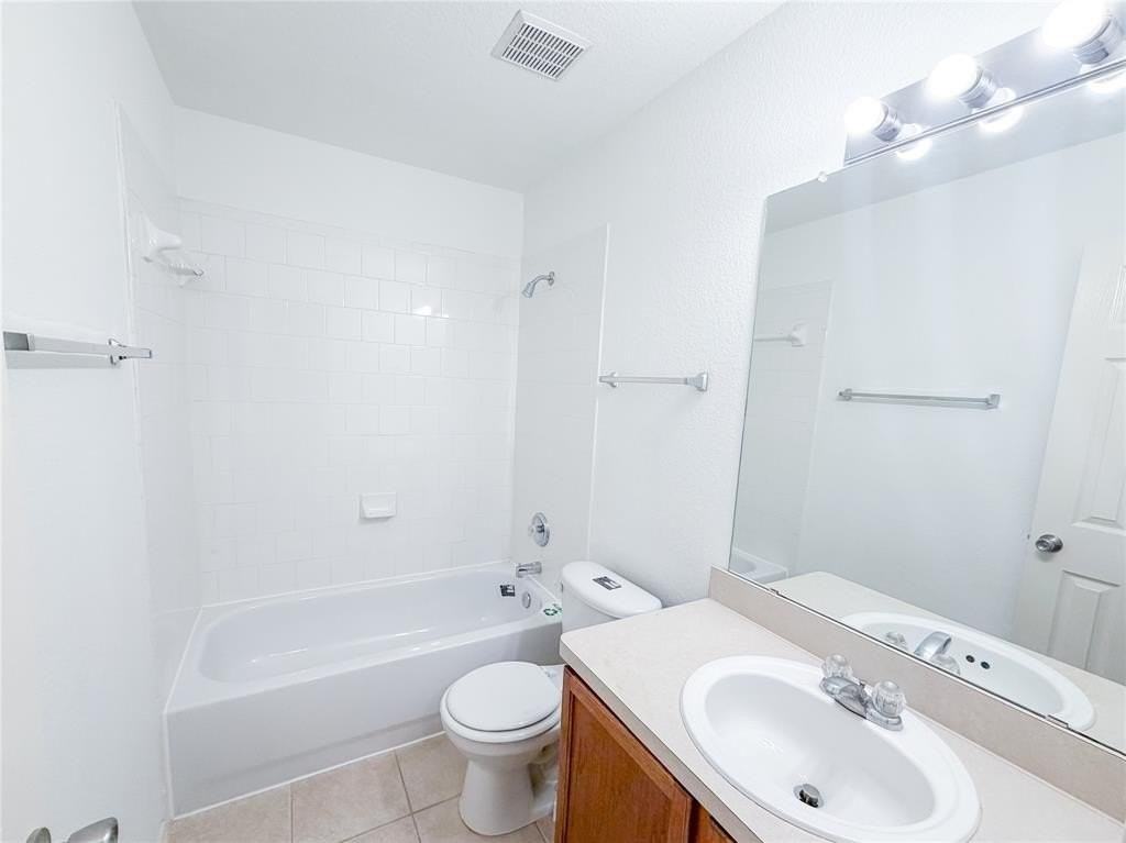 1737 White Feather Ln - Photo 7 of 36