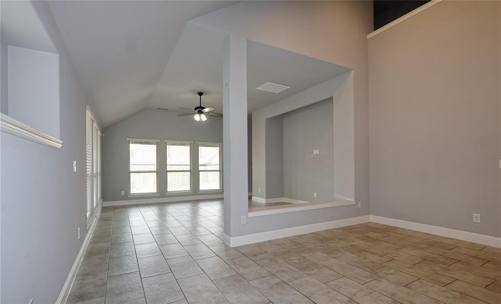 531 Harvest Grove Dr - Photo 5 of 31