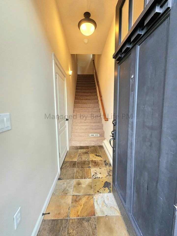 9994 Se Old Town Ct #TH - Photo 3 of 32