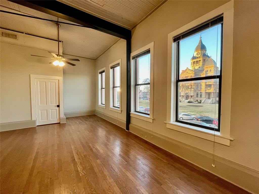 105 W Hickory St #A - Photo 6 of 25