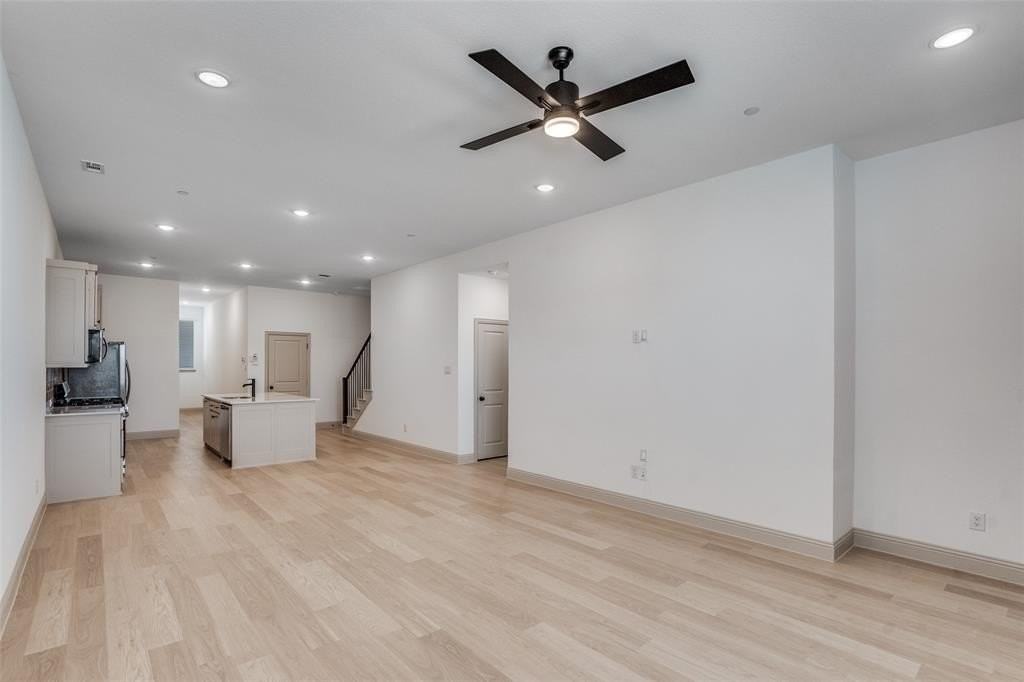 1226 Lopiano Way - Photo 4 of 20