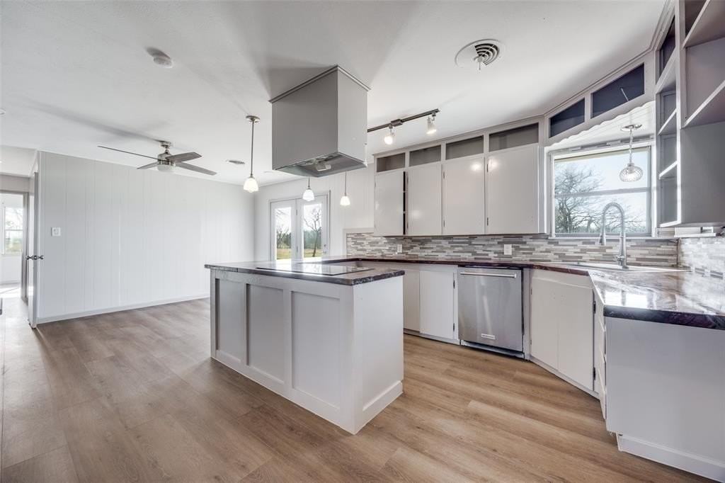 226 Glen Meadows Dr - Photo 6 of 25