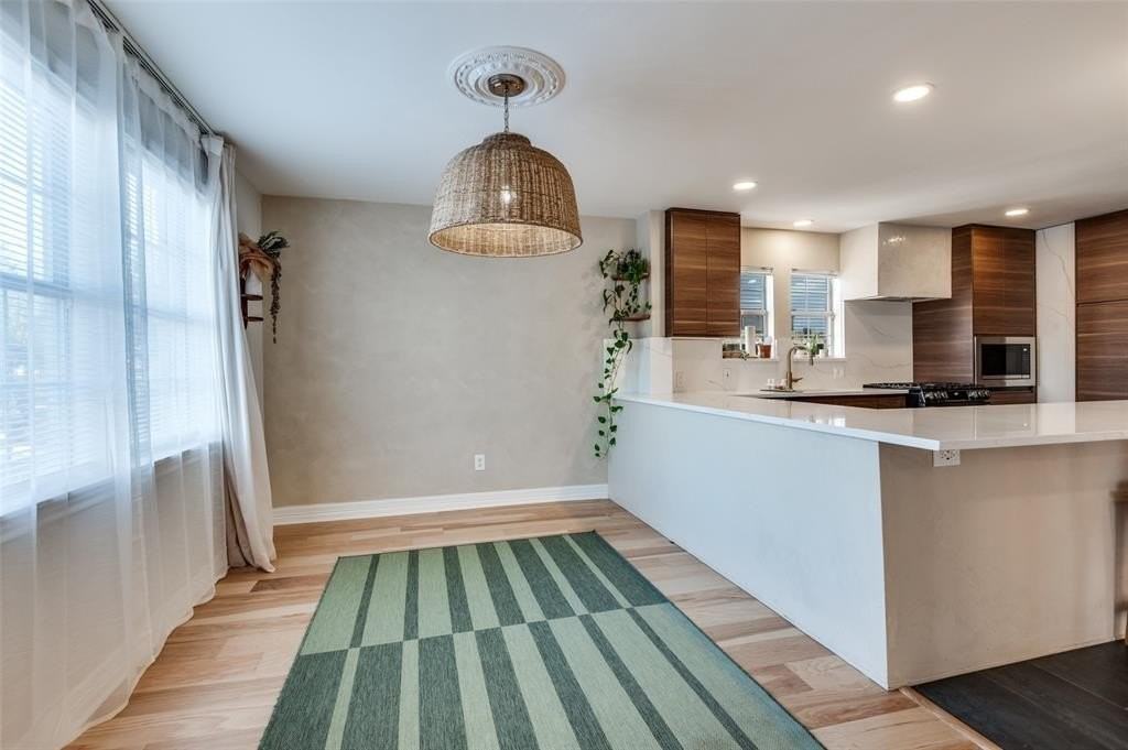 1112 Kings Hwy - Photo 3 of 33