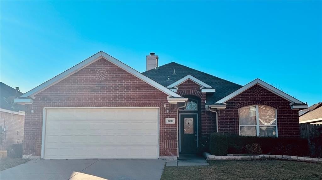 6718 Hillgreen Dr