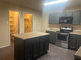 3505 Truman St - Photo 1 of 1