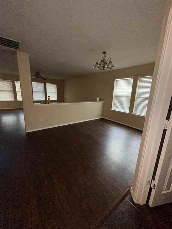 3505 Truman St - Photo 3 of 3