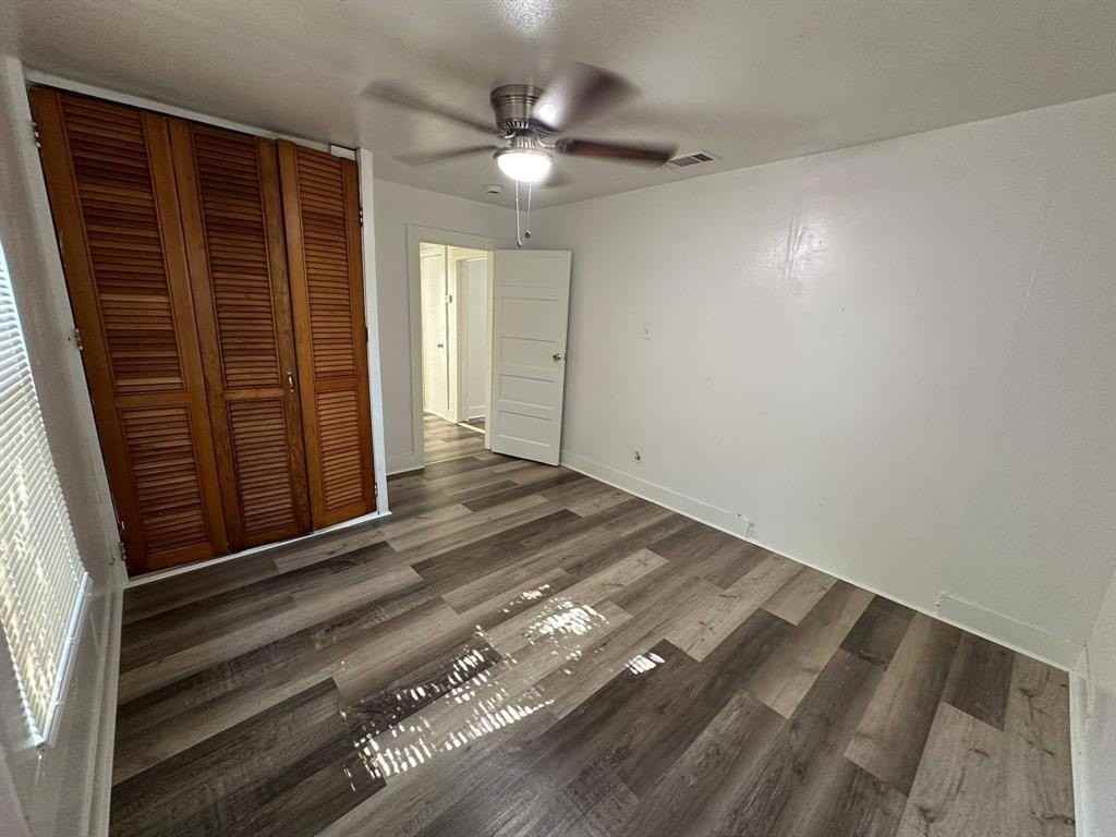 2206 Rockefeller Blvd - Photo 5 of 8