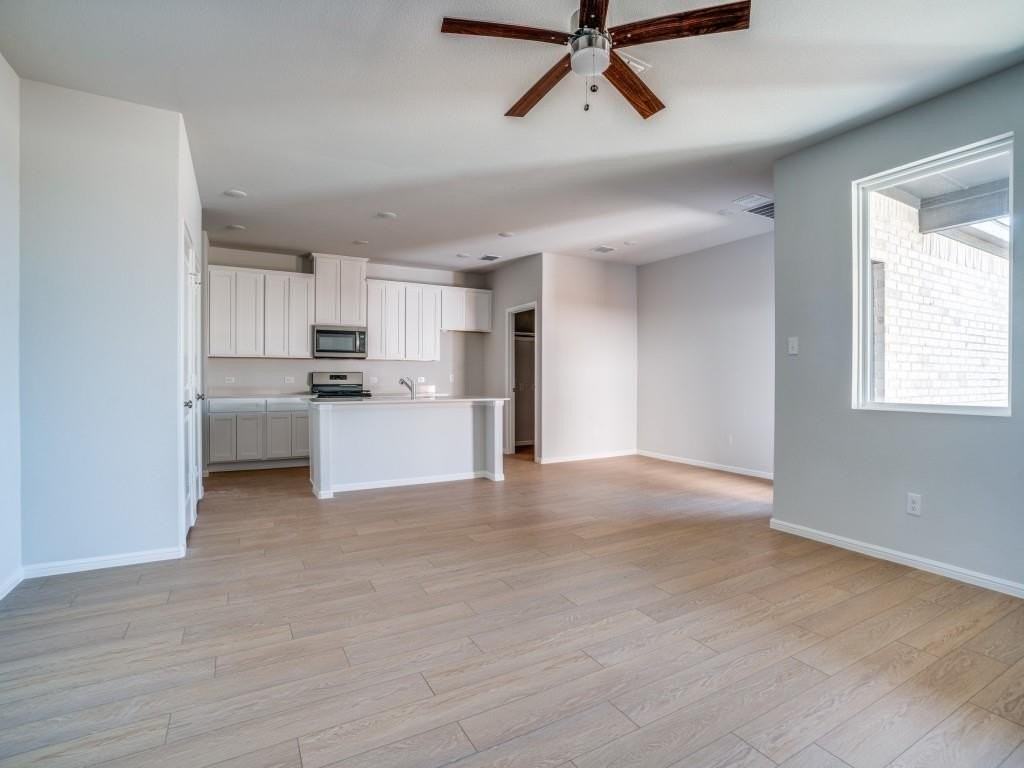 841 Santa Lucia Dr - Photo 4 of 12