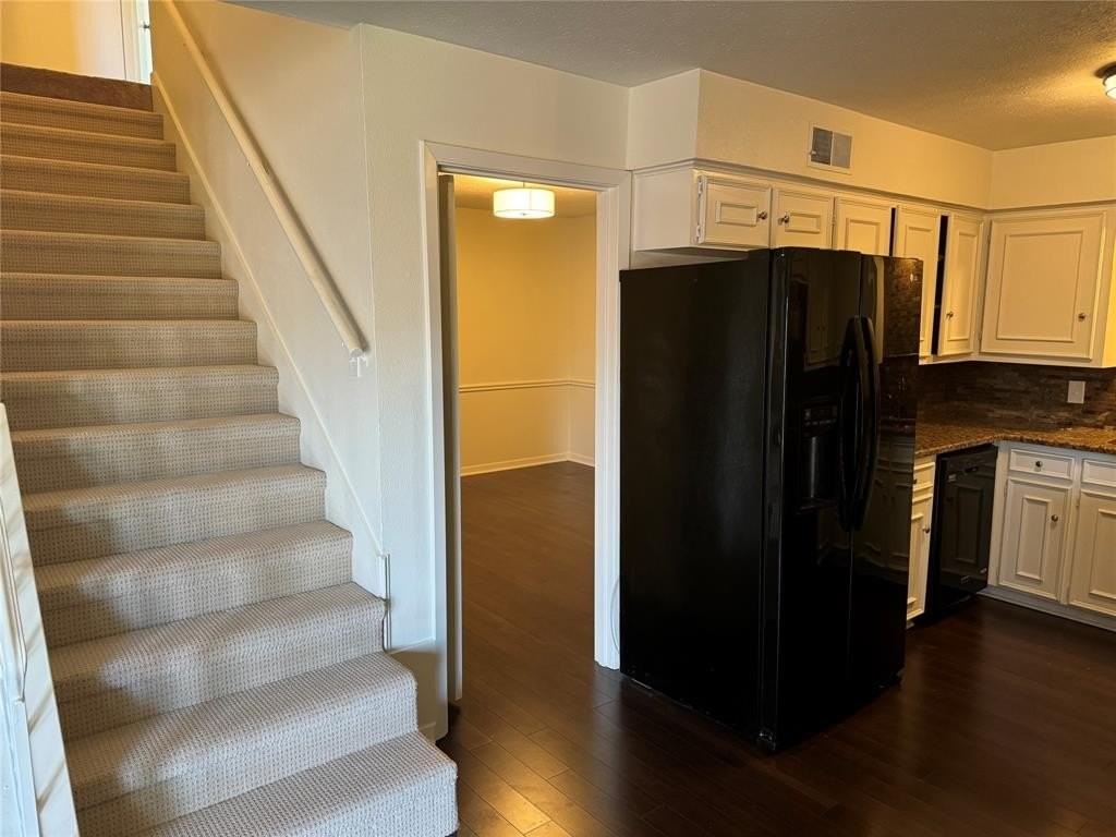 10609 Sandpiper Ln - Photo 6 of 15