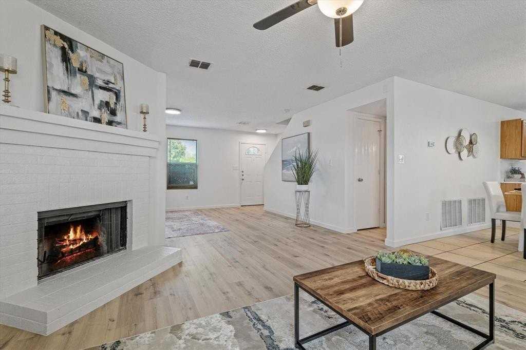 3300 Jacobs Dr - Photo 2 of 32