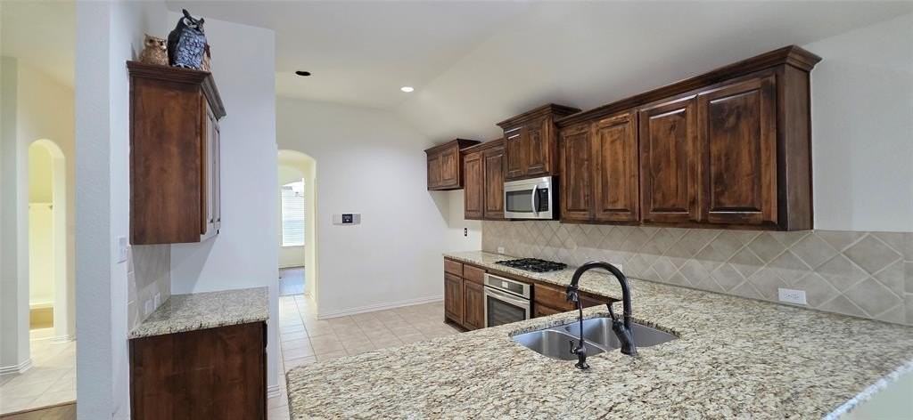 2697 Lake Ridge Dr - Photo 6 of 18