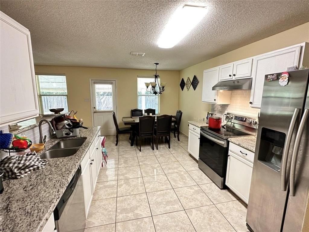 2228 Zion Hl - Photo 4 of 9