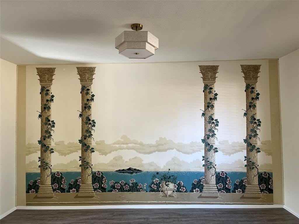 6646 Hillwood Ln - Photo 5 of 25