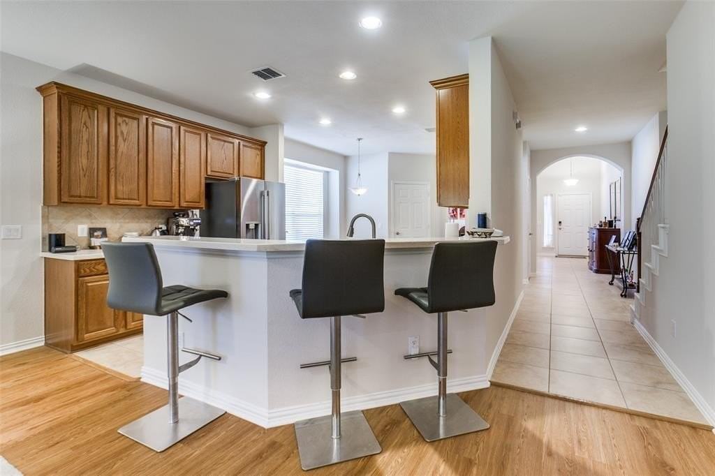 906 Grand Cypress Ln - Photo 5 of 12