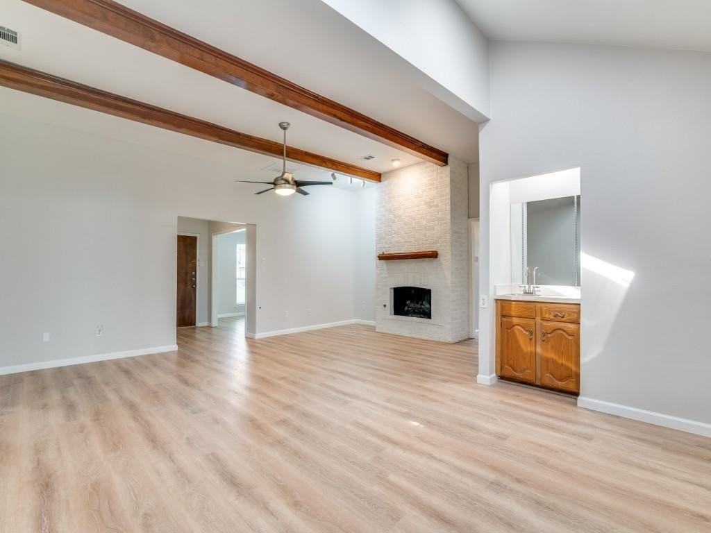 2513 Lawnview Dr - Photo 2 of 12