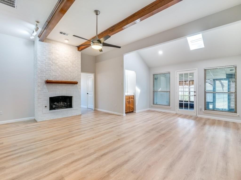 2513 Lawnview Dr - Photo 3 of 12