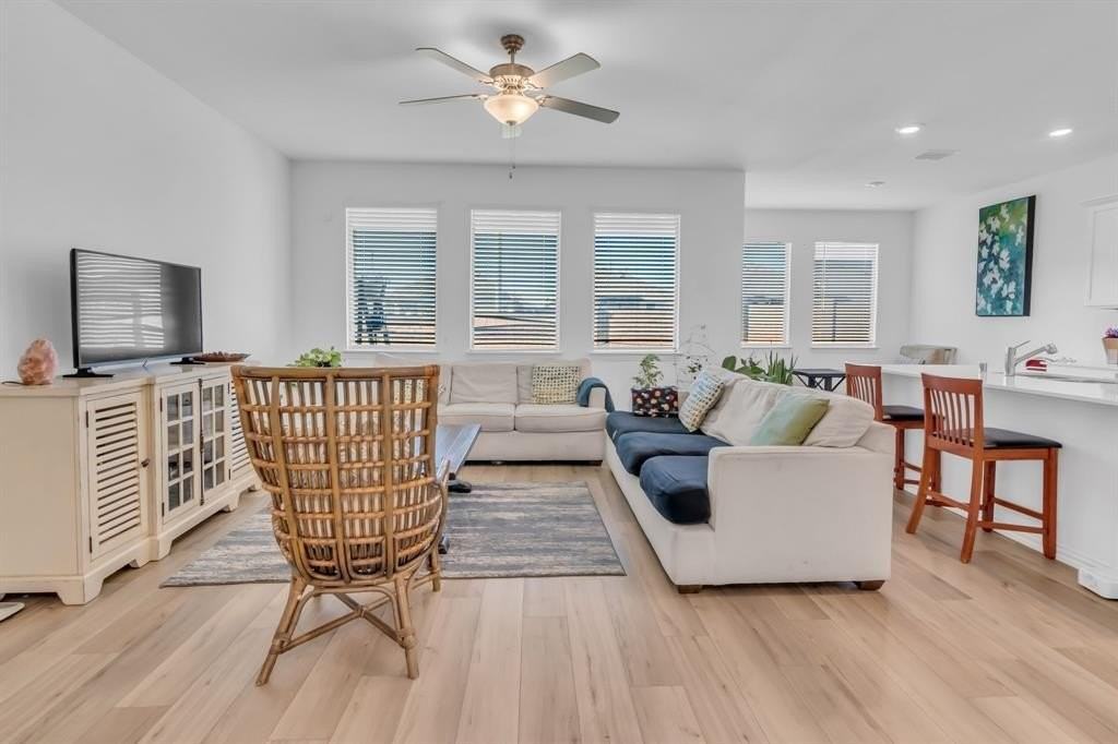 14789 Mainstay Way - Photo 6 of 28