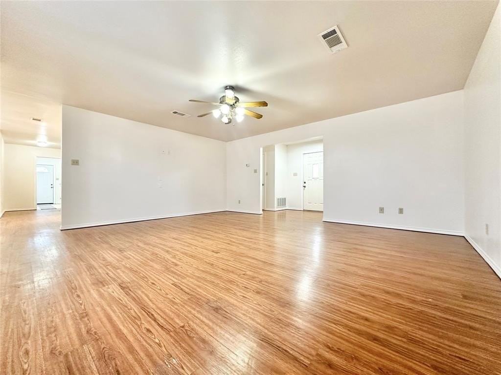 8869 Liberty Rd - Photo 3 of 25