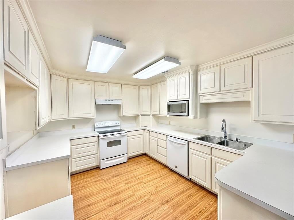 8869 Liberty Rd - Photo 6 of 25