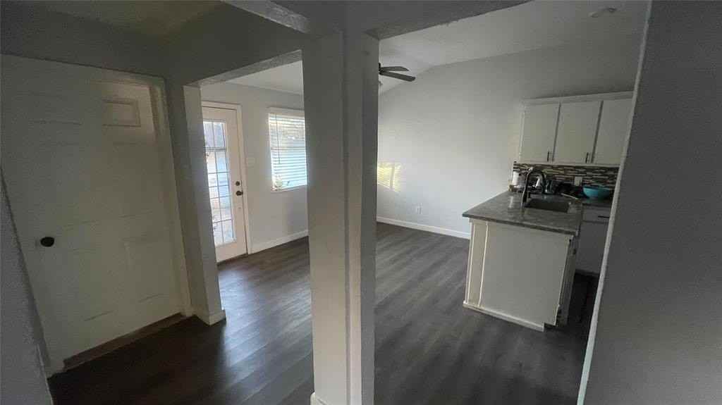 5070 Tierney Ct N - Photo 6 of 17