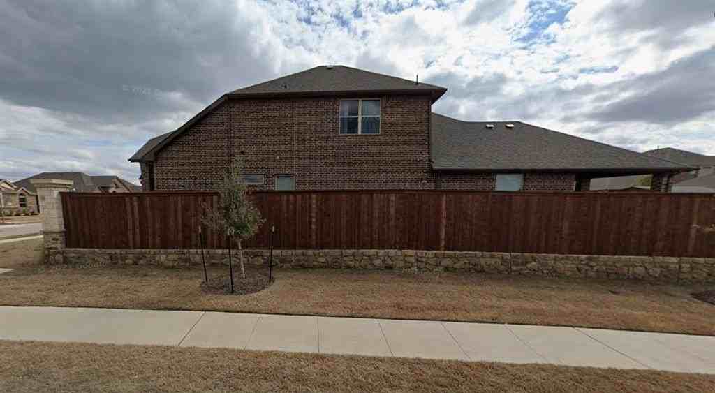 7514 Sweetwater Ln - Photo 2 of 2