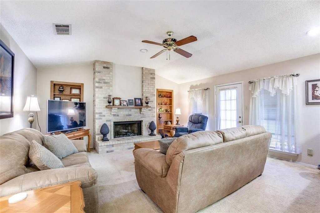 9442 Willard St - Photo 2 of 22