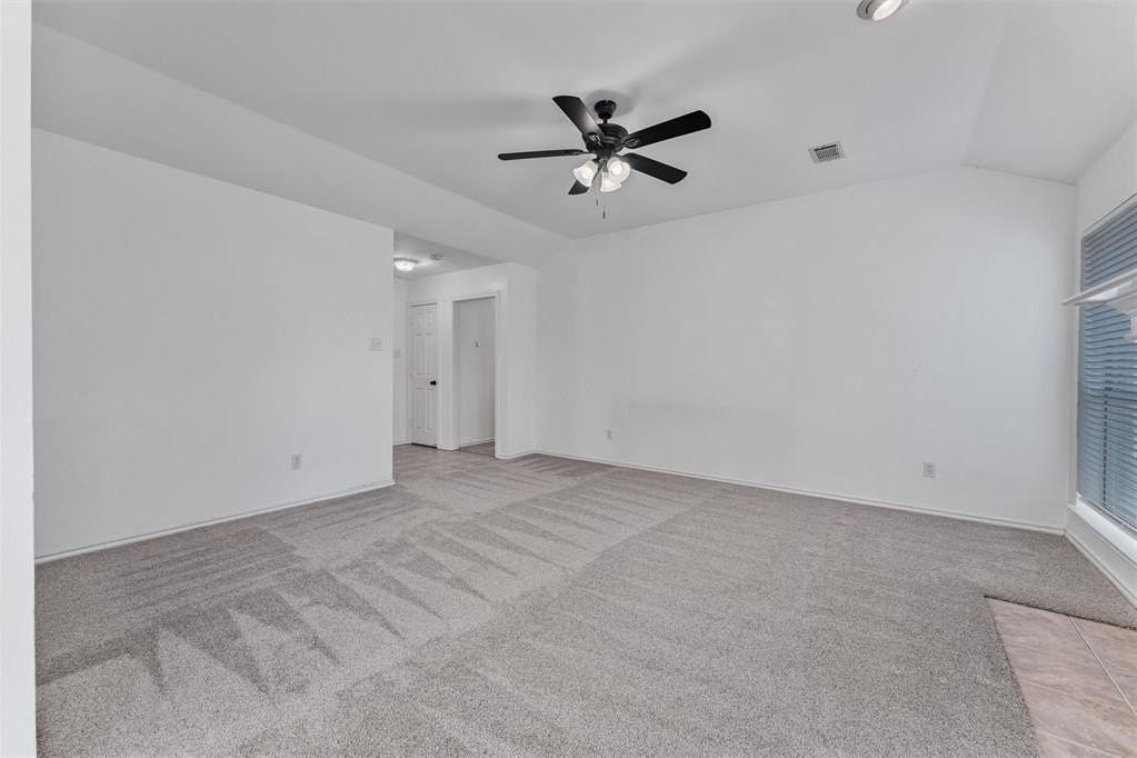 134 Lynnie Penny Ln - Photo 3 of 16