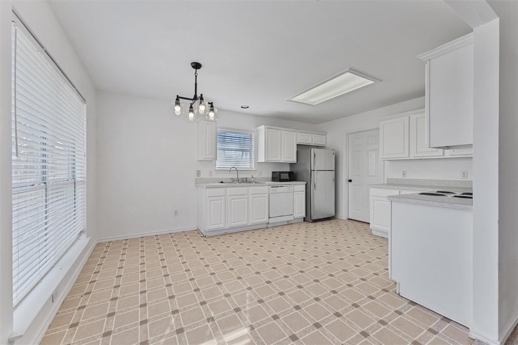 134 Lynnie Penny Ln - Photo 4 of 16