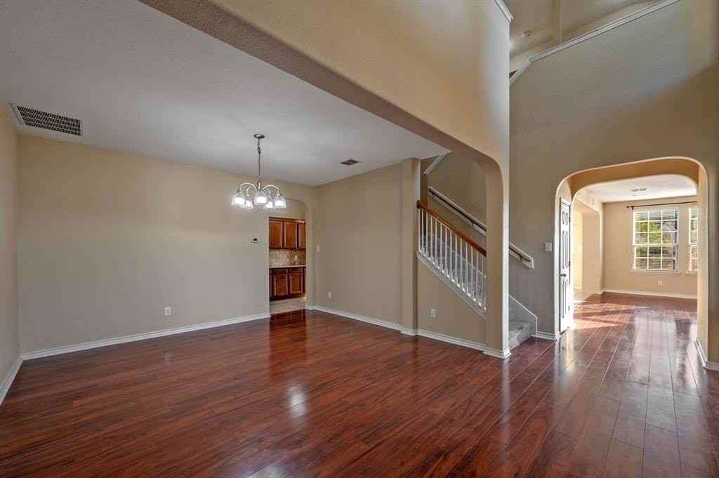 6500 Hickory Hill Dr - Photo 4 of 29