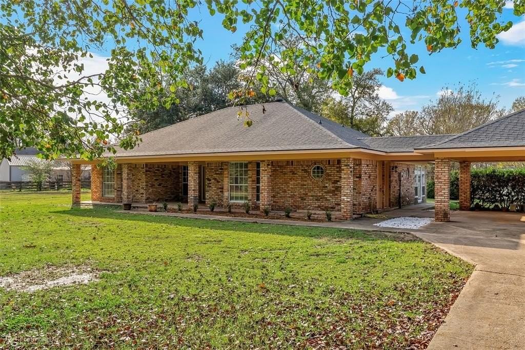 5425 Modica Lott Rd - Photo 3 of 31