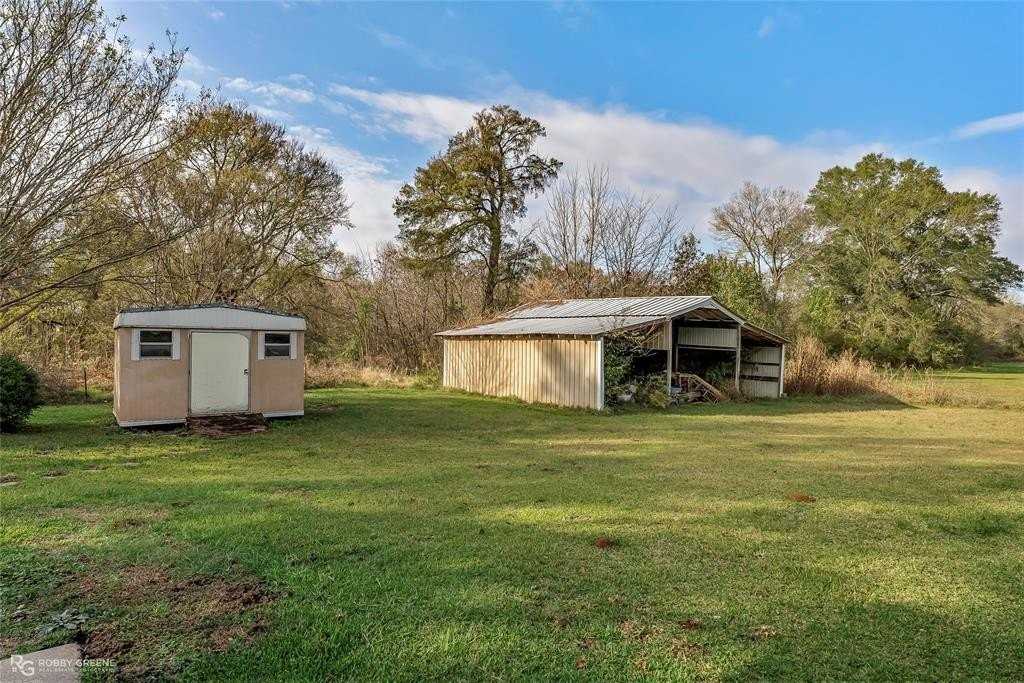 5425 Modica Lott Rd - Photo 5 of 31