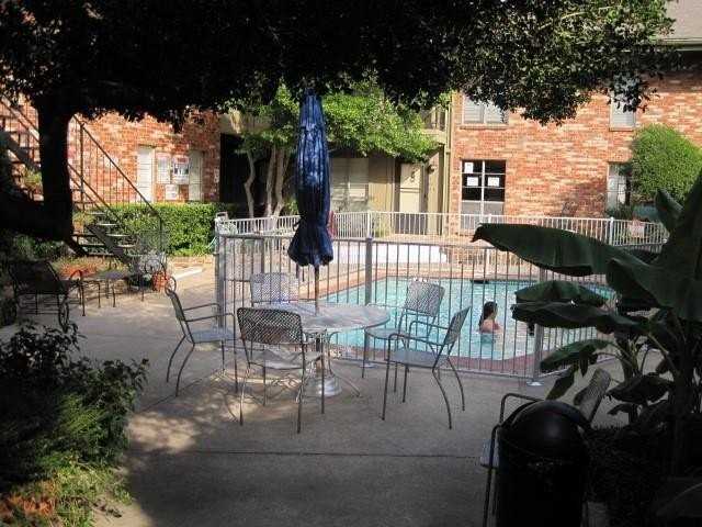 4317 Hartford St #109 - Photo 3 of 40