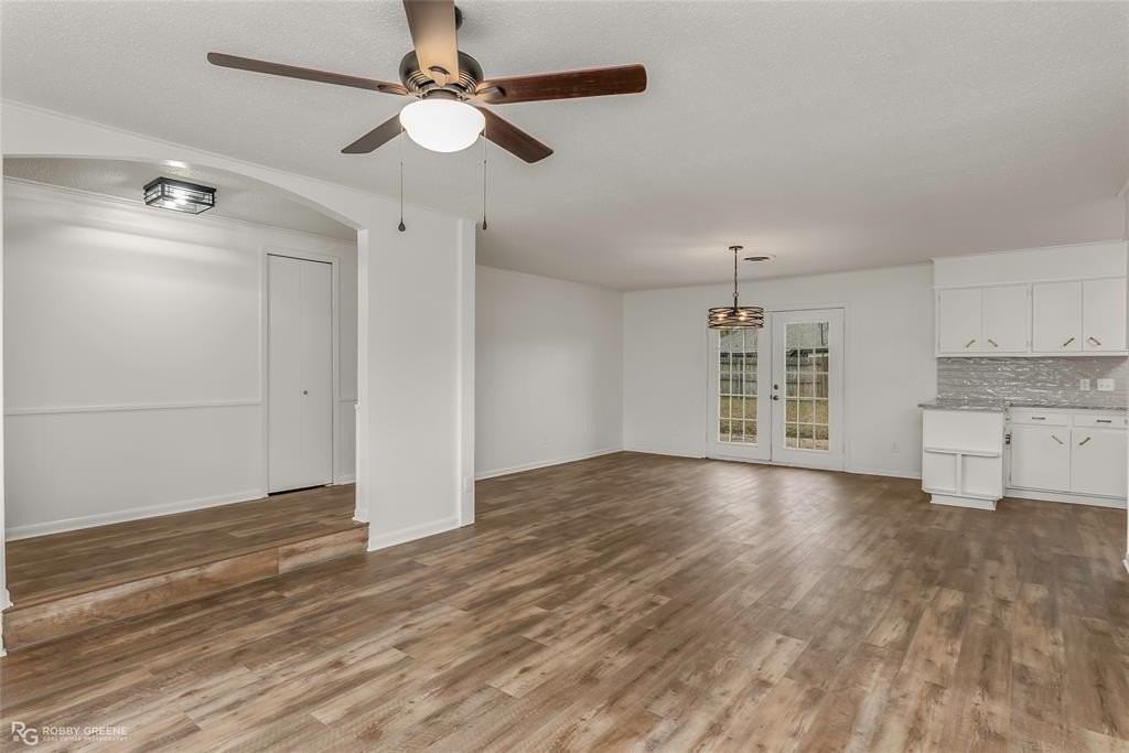 2425 Belmont Blvd - Photo 5 of 21