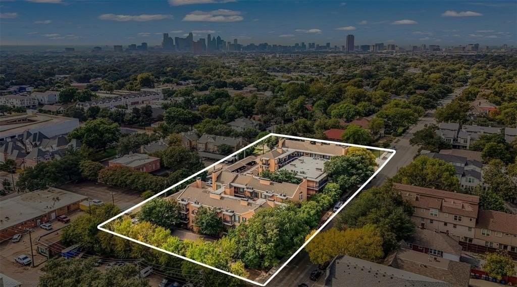 6318 Richmond Ave #4202 - Photo 2 of 11