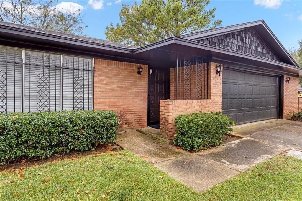 509 Dean Dr - Photo 4 of 40