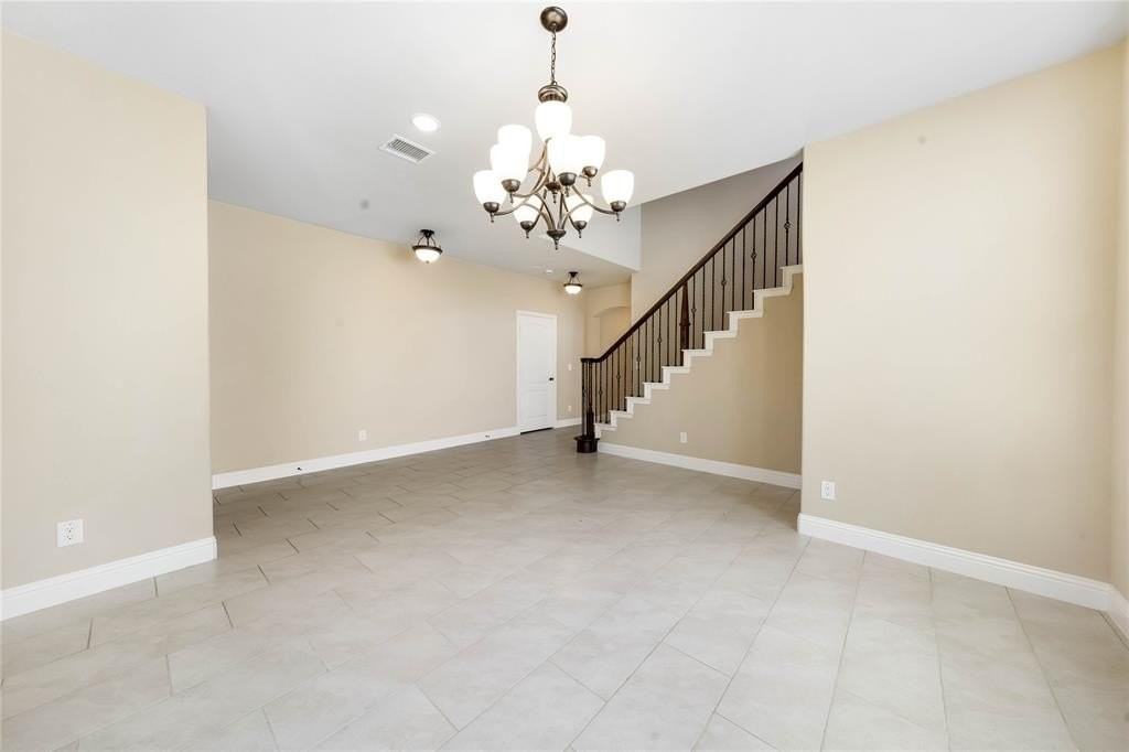 1012 Granger Dr - Photo 6 of 30