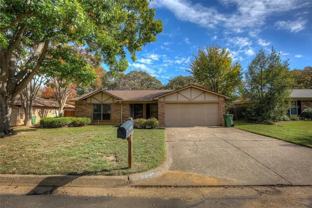 2717 Lucas Dr - Photo 1 of 1